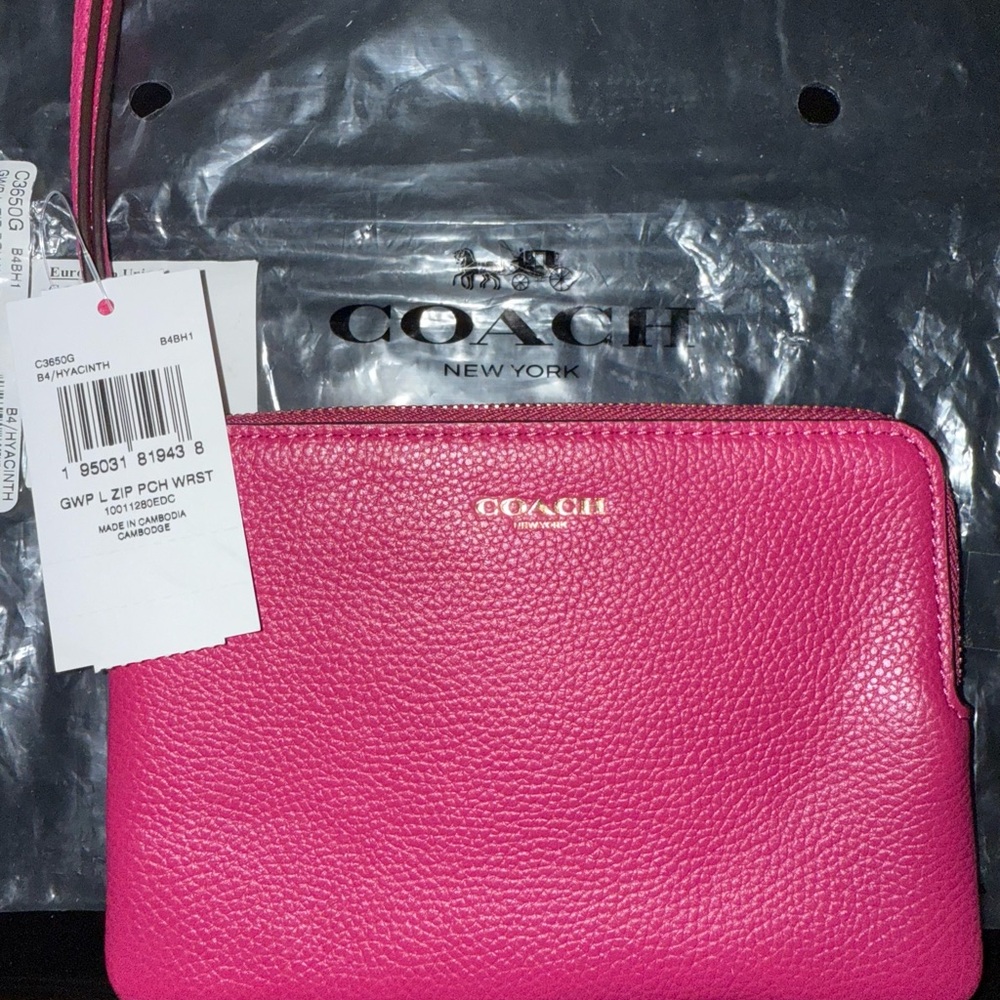 Coach Fuchsia Leather Wristlet